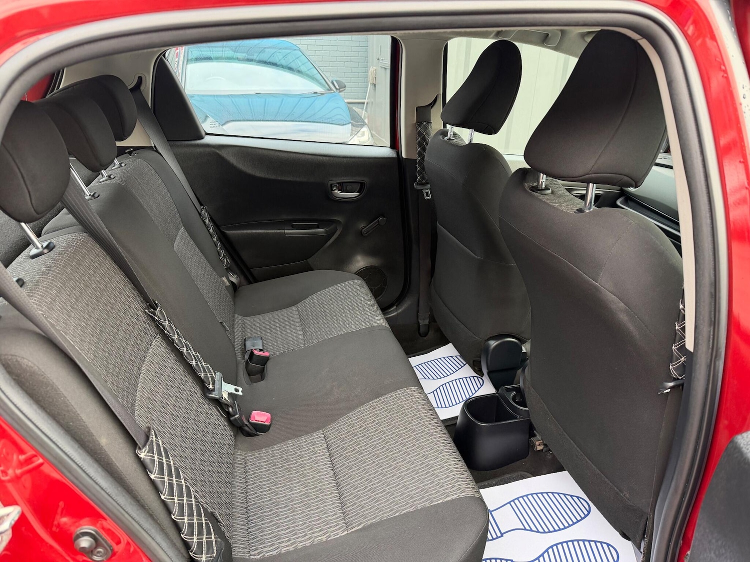 Used Toyota Yaris 2014 for sale - 77074264: Photo 26