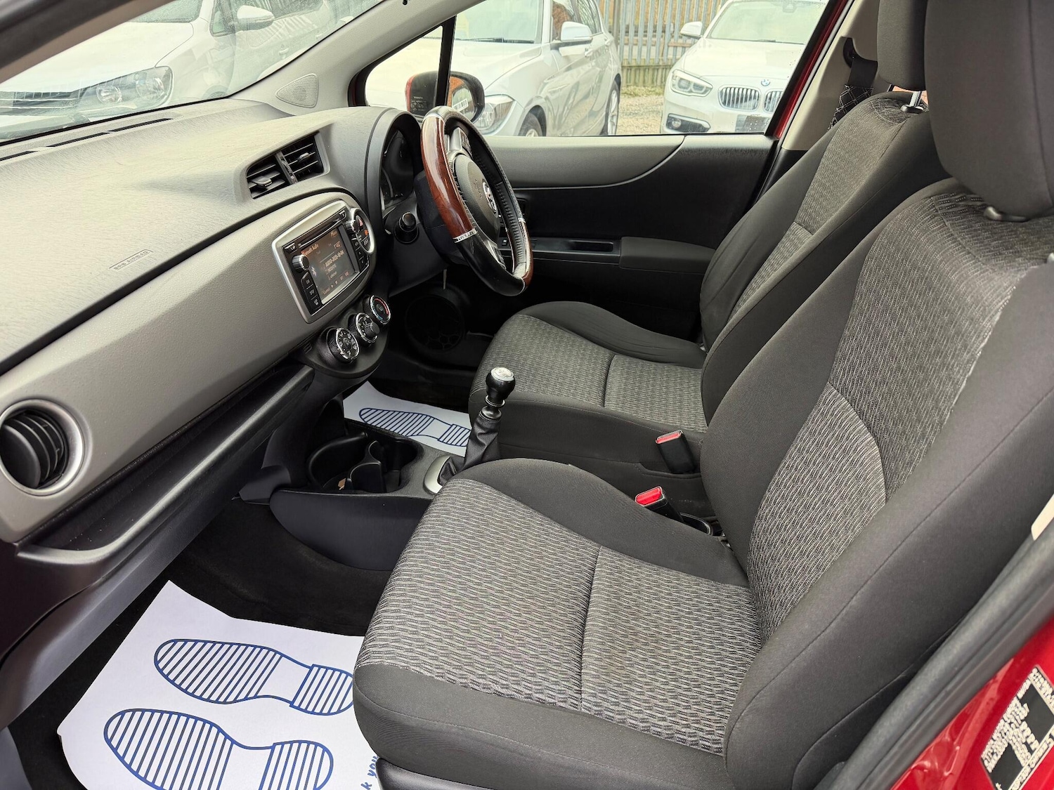 Used Toyota Yaris 2014 for sale - 77074264: Photo 40