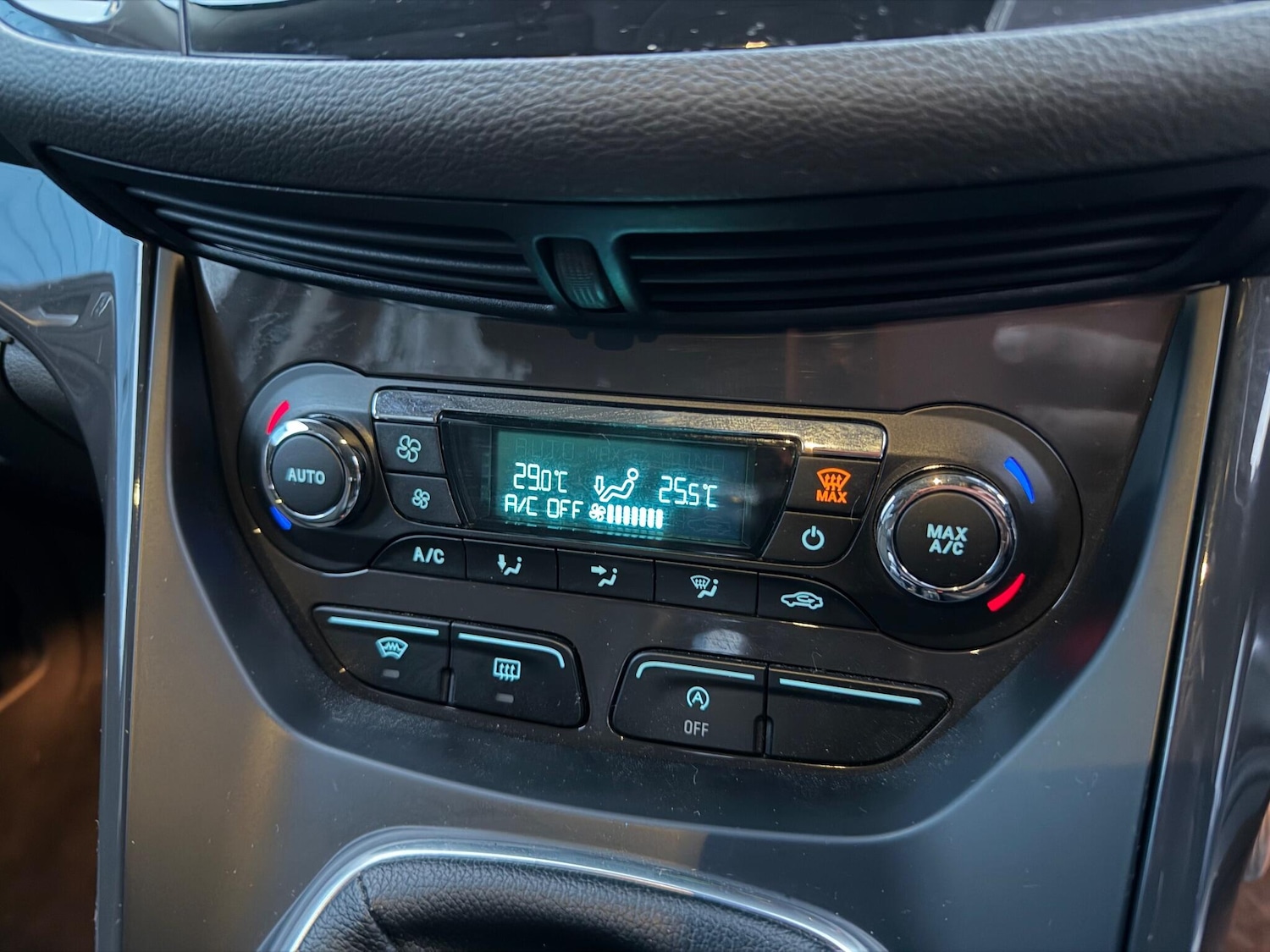 Used Ford Kuga for sale - 77016935: Photo 28