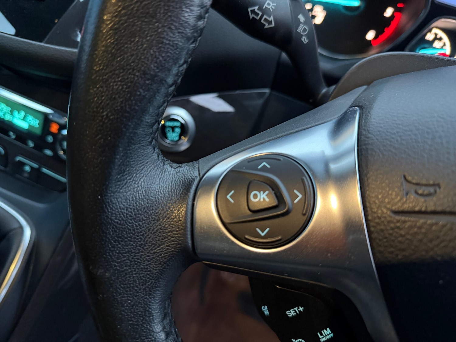 Used Ford Kuga for sale - 77016935: Photo 30