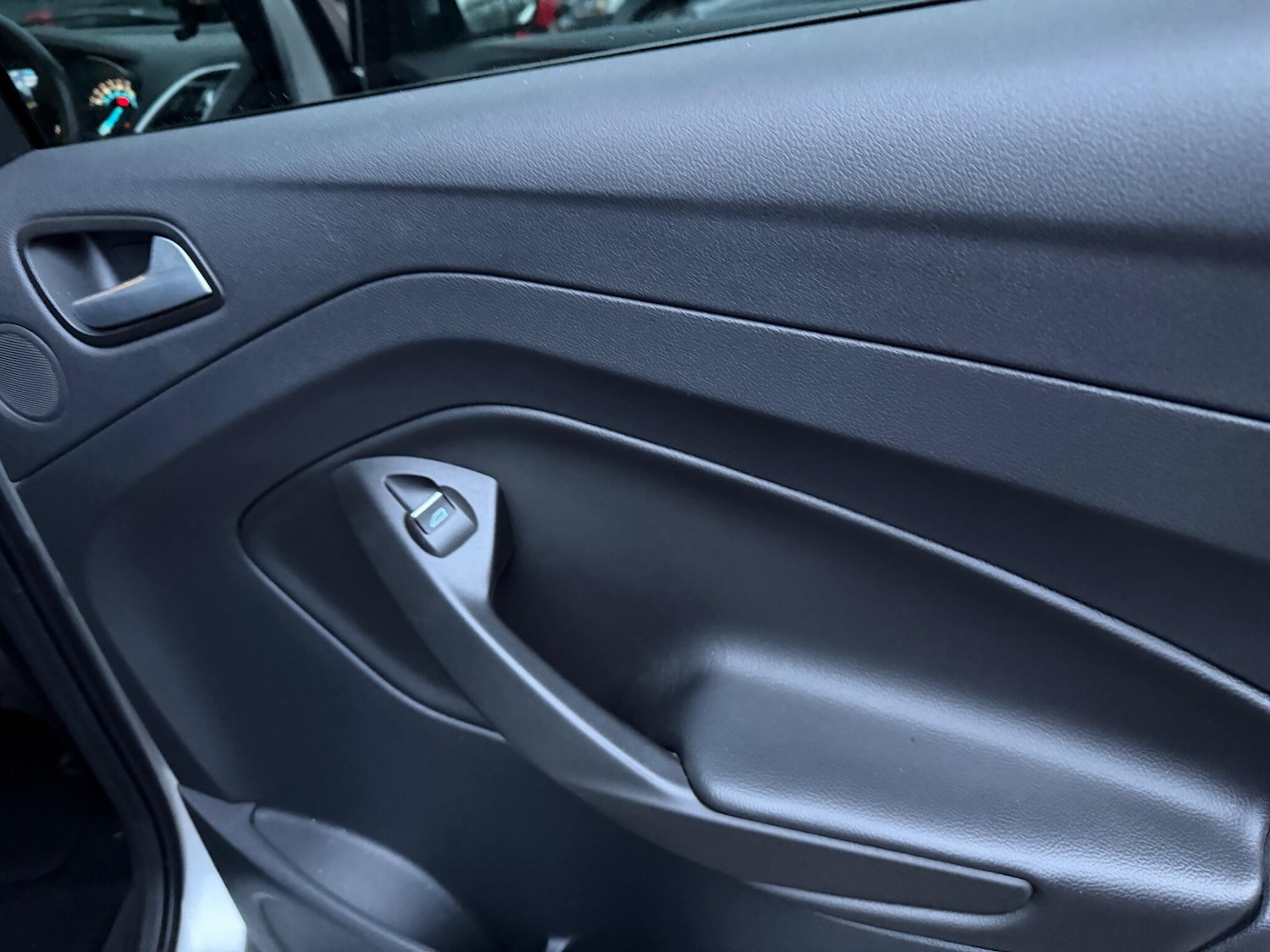 Used Ford Kuga for sale - 77016935: Photo 32