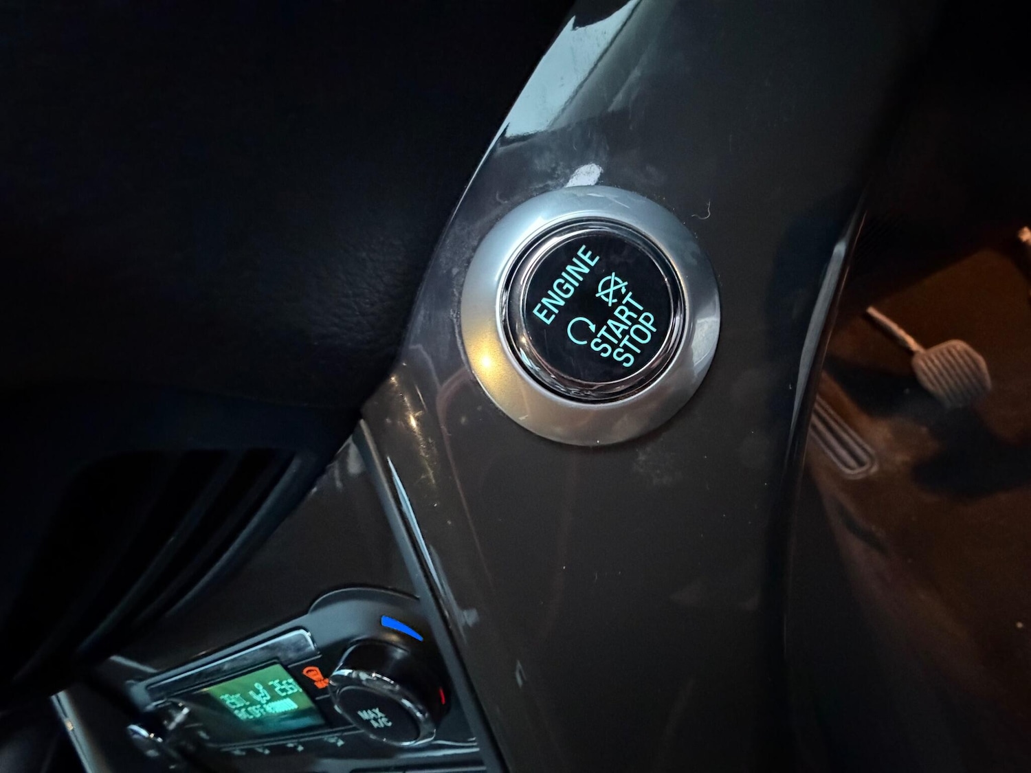 Used Ford Kuga for sale - 77016935: Photo 44