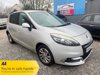 2012 (62) - 1.6 VVT Dynamique TomTom 5dr