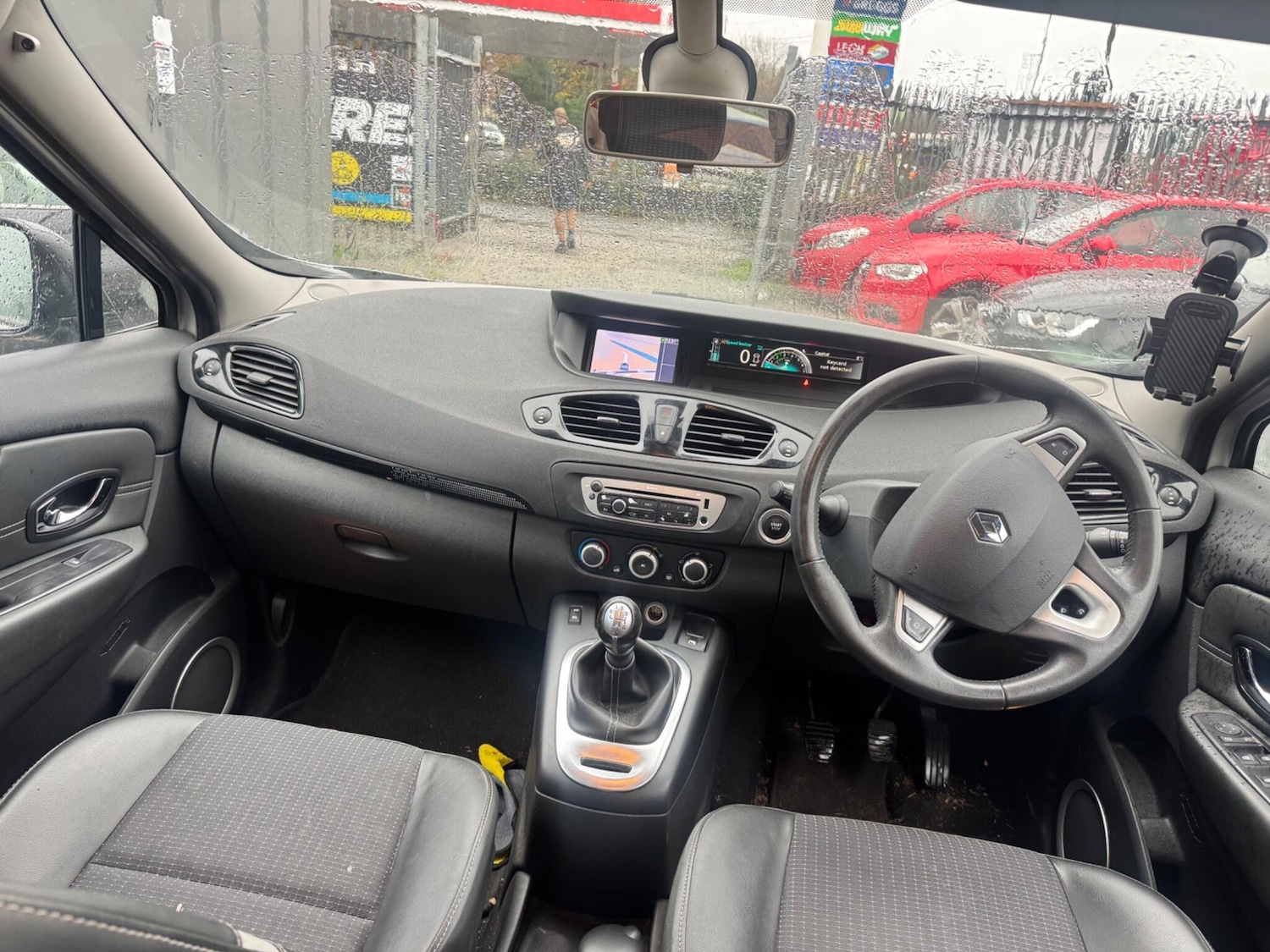 Used Renault Scenic 2012 for sale - 76786693: Photo 4