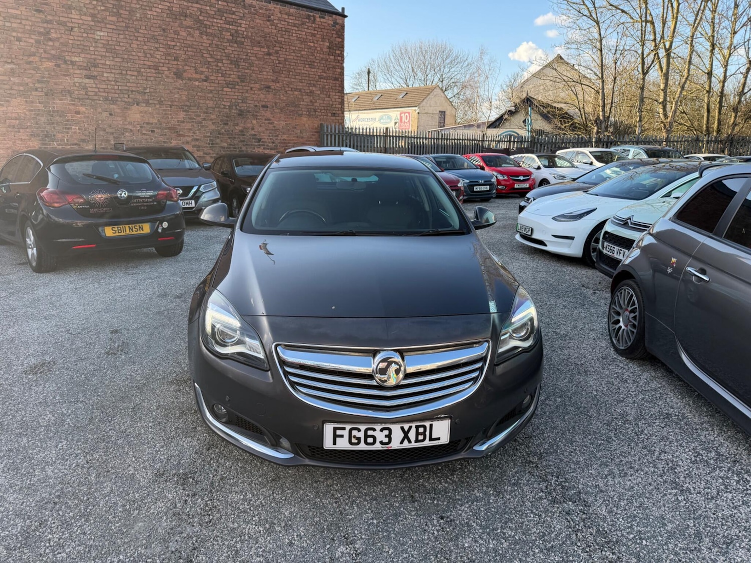 Used Vauxhall Insignia 2013 for sale - 77892834: Photo 2