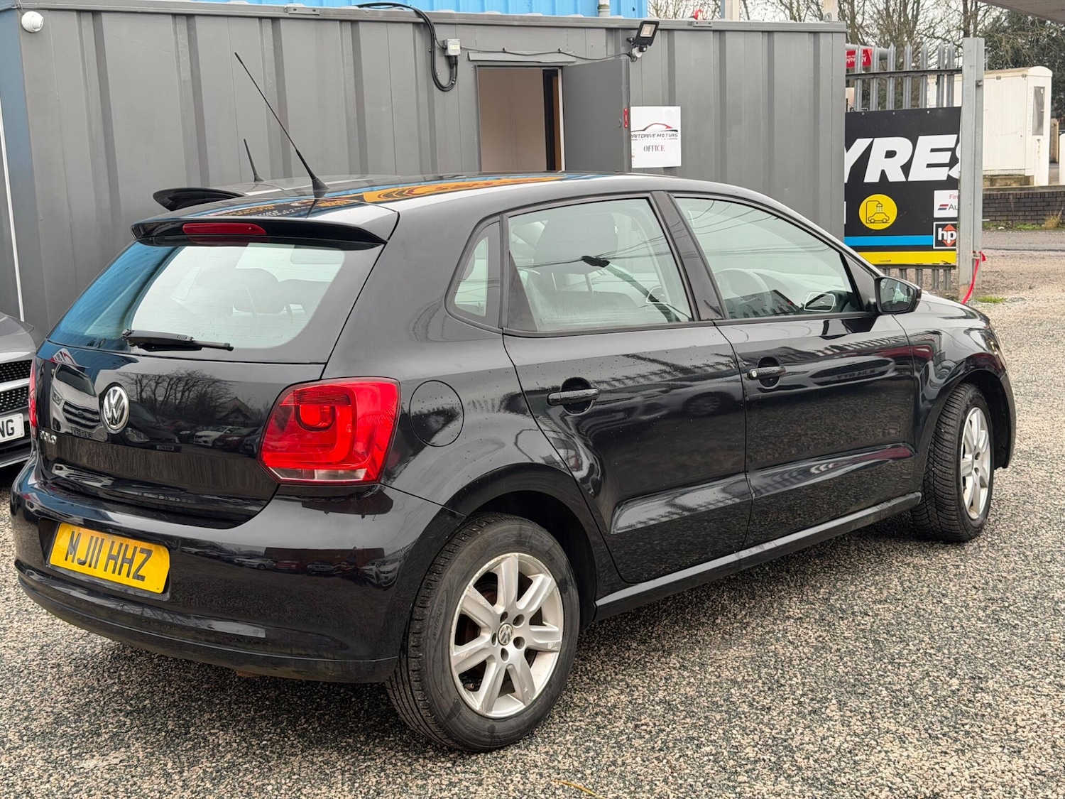 Used Volkswagen Polo 2011 for sale - 77331533: Photo 15