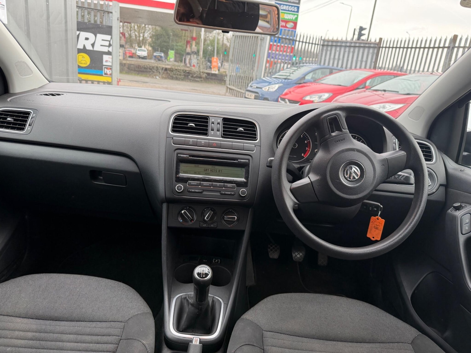 Used Volkswagen Polo 2011 for sale - 77331533: Photo 16