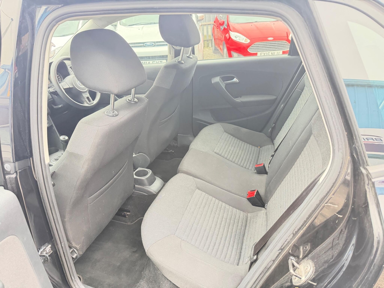 Used Volkswagen Polo 2011 for sale - 77331533: Photo 20