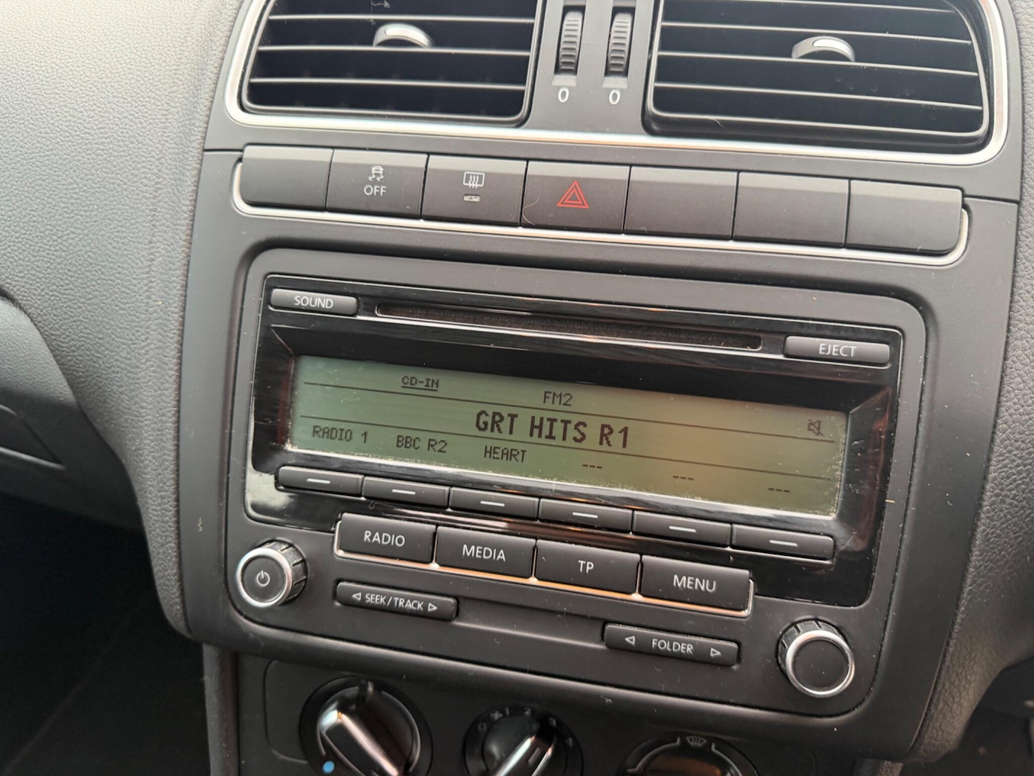 Used Volkswagen Polo 2011 for sale - 77331533: Photo 24