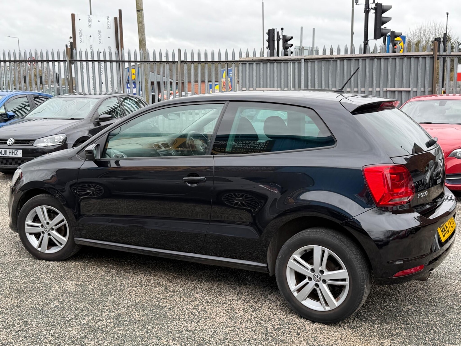 Used Volkswagen Polo 2017 for sale - 77710459: Photo 4