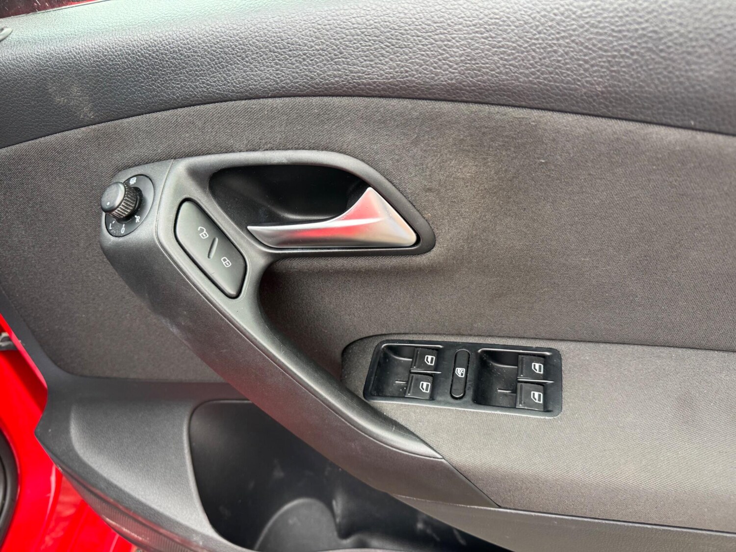 Used Volkswagen Polo 2012 for sale - 77396093: Photo 25