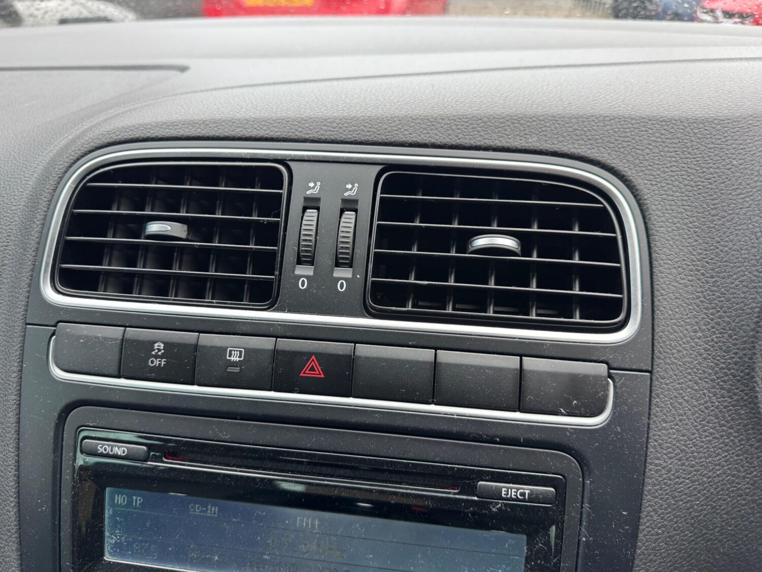 Used Volkswagen Polo 2012 for sale - 77396093: Photo 29