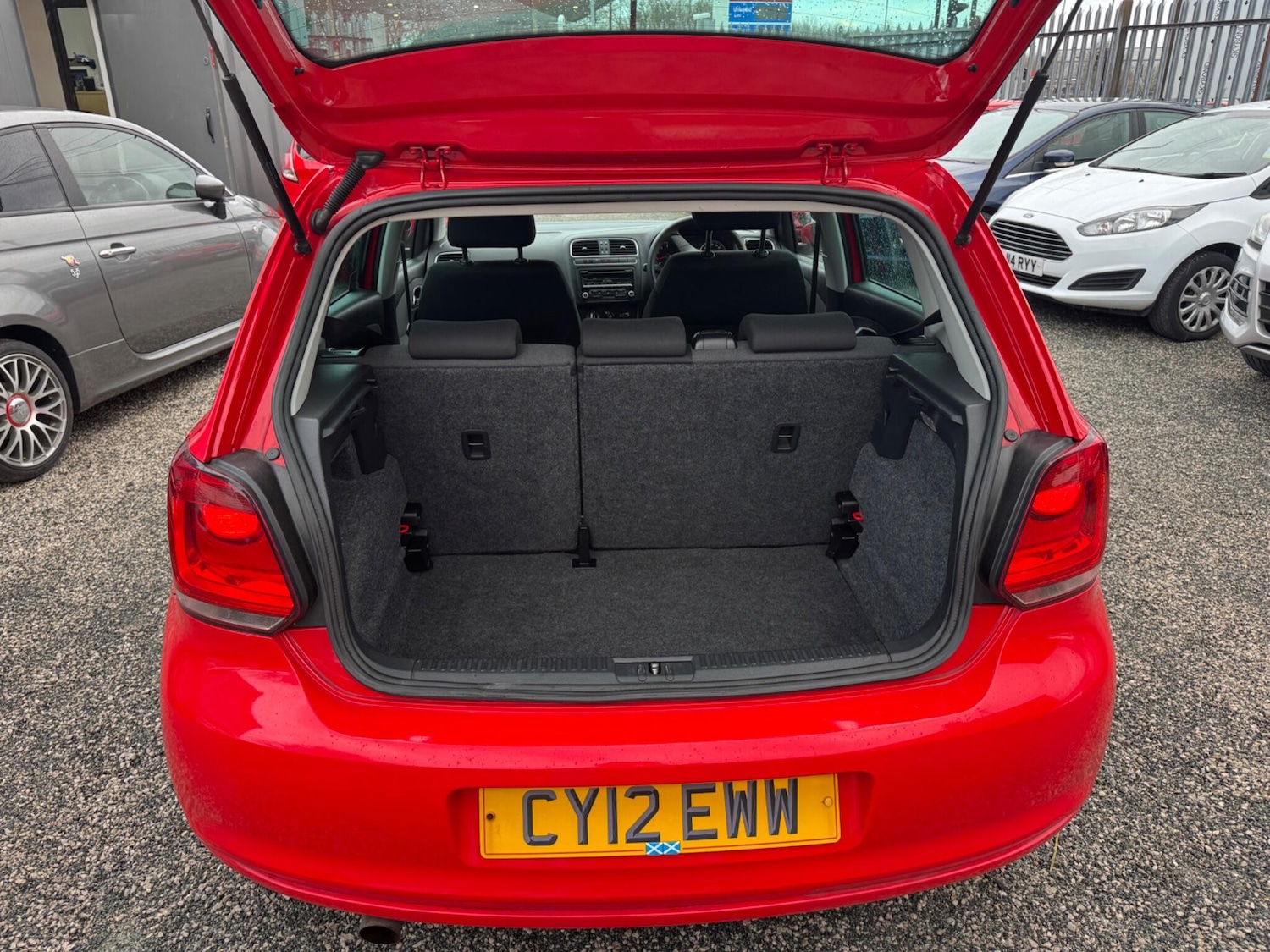 Used Volkswagen Polo 2012 for sale - 77396093: Photo 32