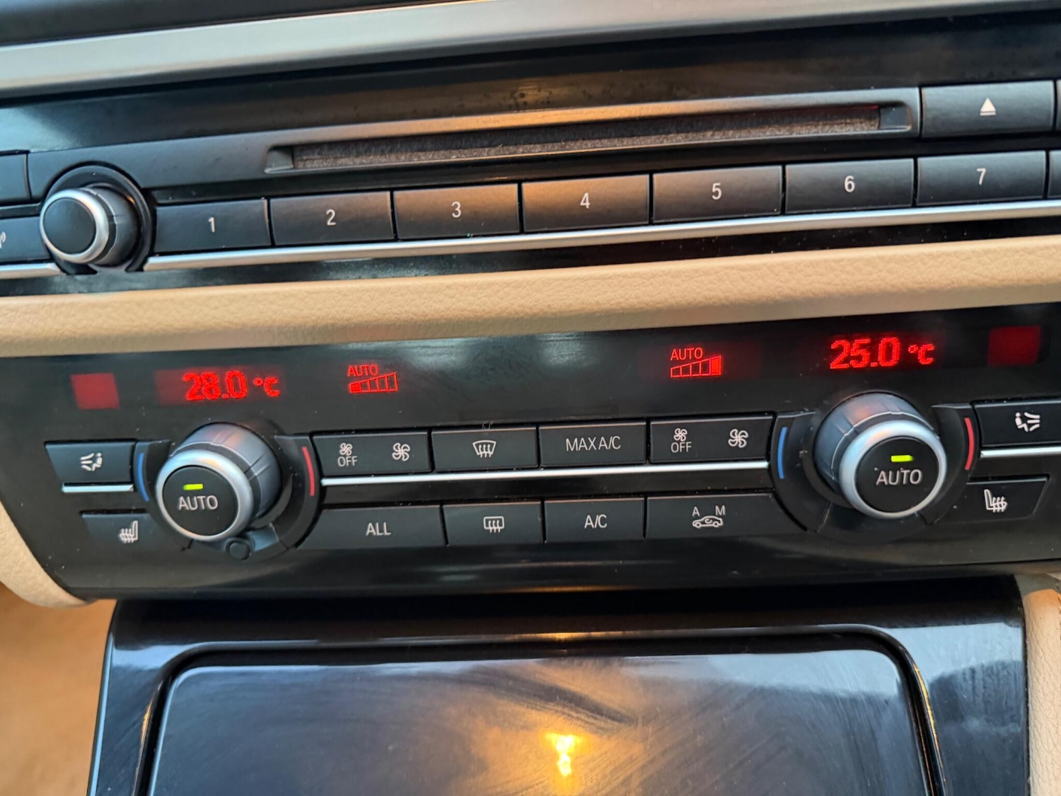 Used BMW 5 Series 2013 for sale - 77559230: Photo 39