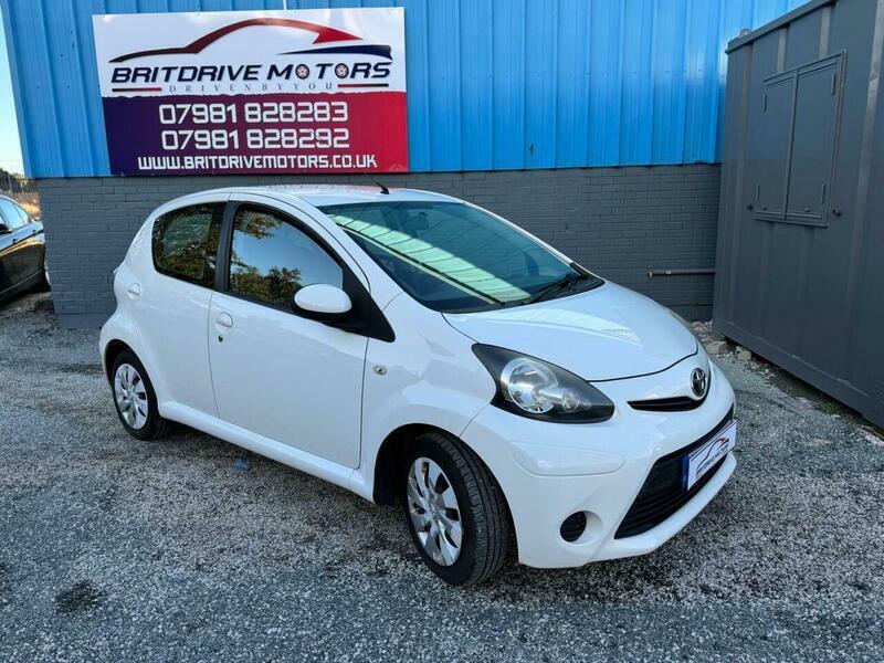 Used Toyota AYGO 2012 for sale - 76913415: Photo 10