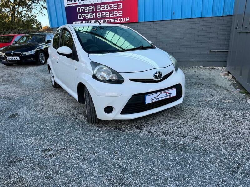 Used Toyota AYGO 2012 for sale - 76913415: Photo 11