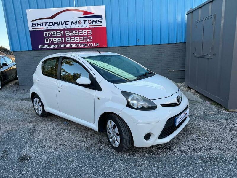 Used Toyota AYGO 2012 for sale - 76913415: Photo 12