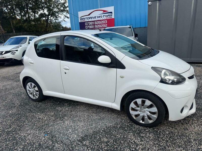 Used Toyota AYGO 2012 for sale - 76913415: Photo 13