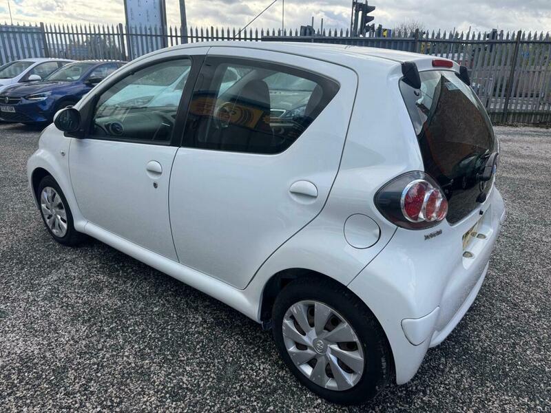 Used Toyota AYGO 2012 for sale - 76913415: Photo 18