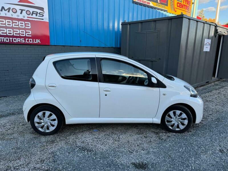 Used Toyota AYGO 2012 for sale - 76913415: Photo 26