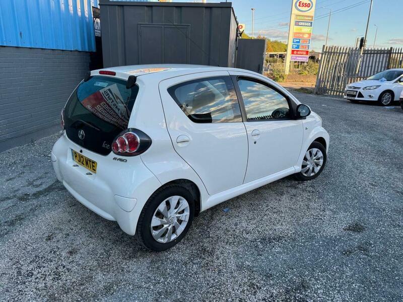 Used Toyota AYGO 2012 for sale - 76913415: Photo 28