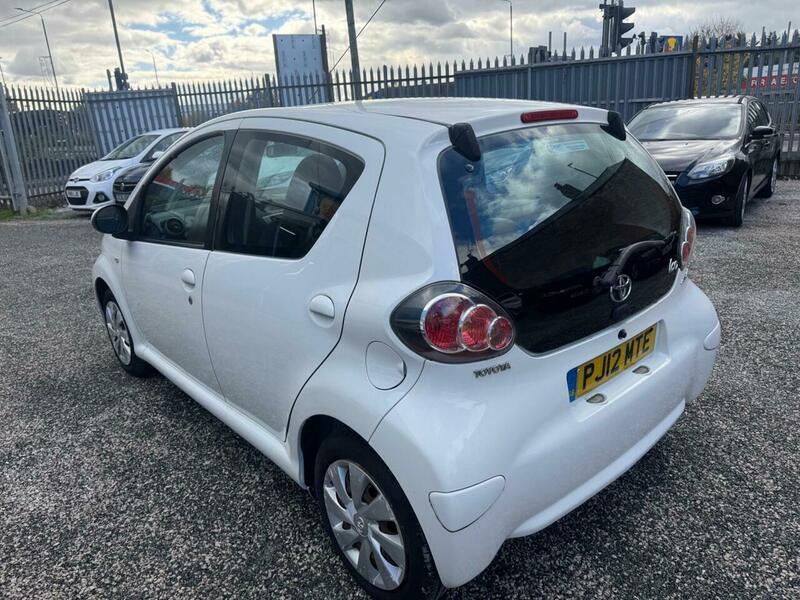 Used Toyota AYGO 2012 for sale - 76913415: Photo 5