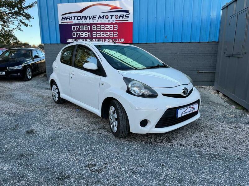 Used Toyota AYGO 2012 for sale - 76913415: Photo 9