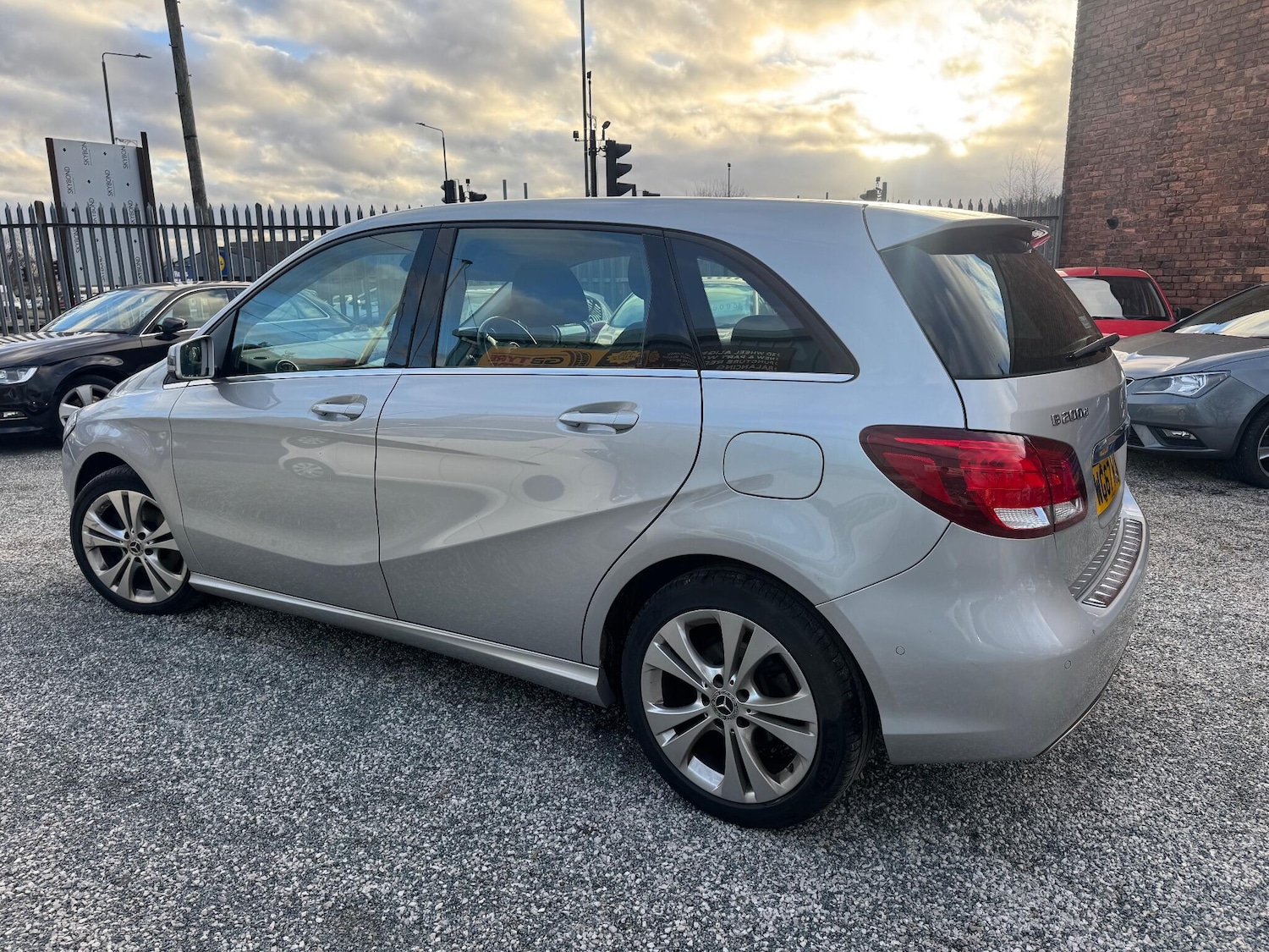 Used Mercedes-Benz B Class 2017 for sale - 76912708: Photo 16