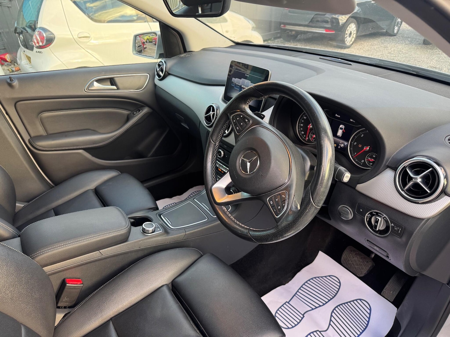 Used Mercedes-Benz B Class 2017 for sale - 76912708: Photo 23