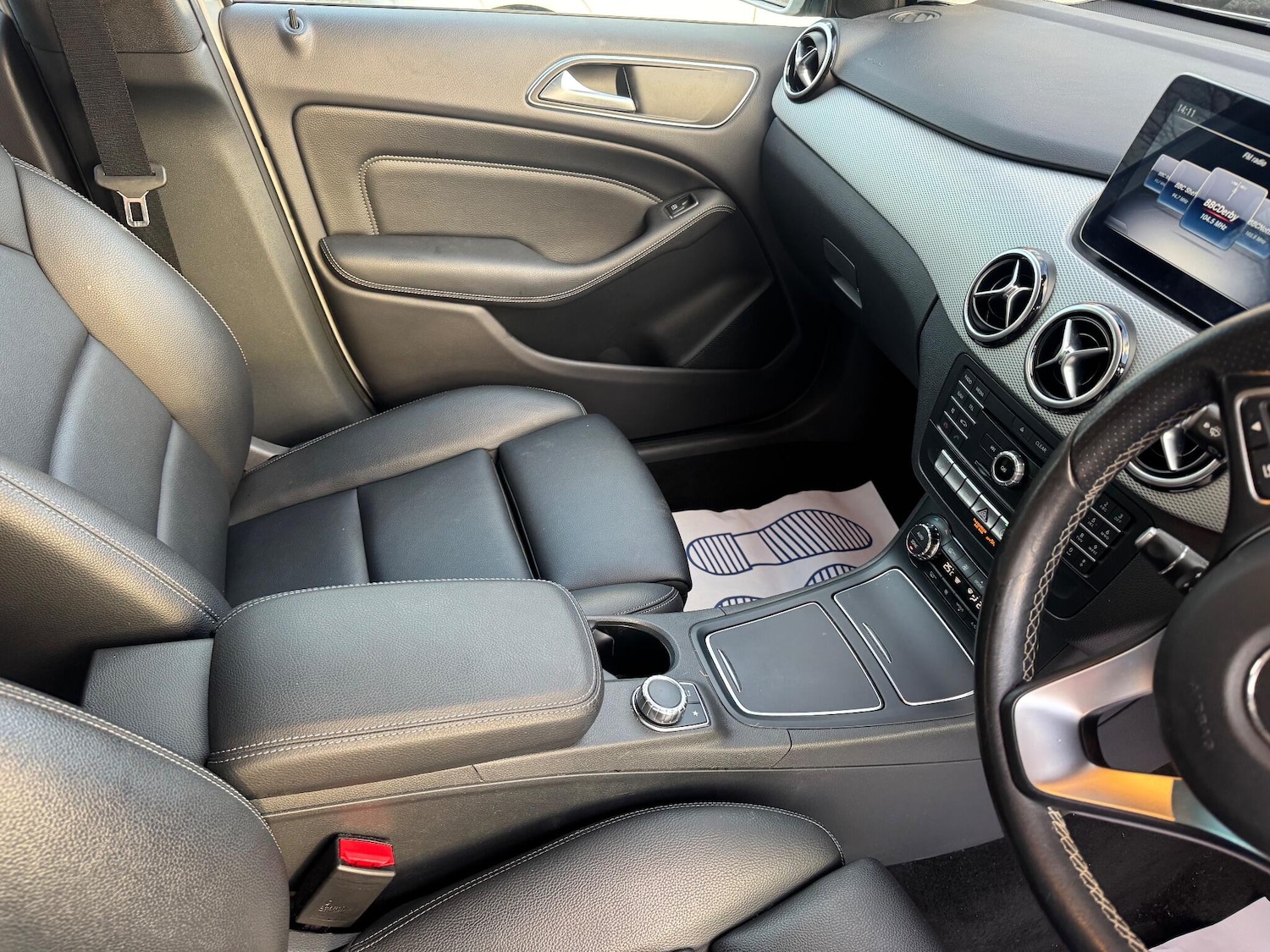 Used Mercedes-Benz B Class 2017 for sale - 76912708: Photo 32