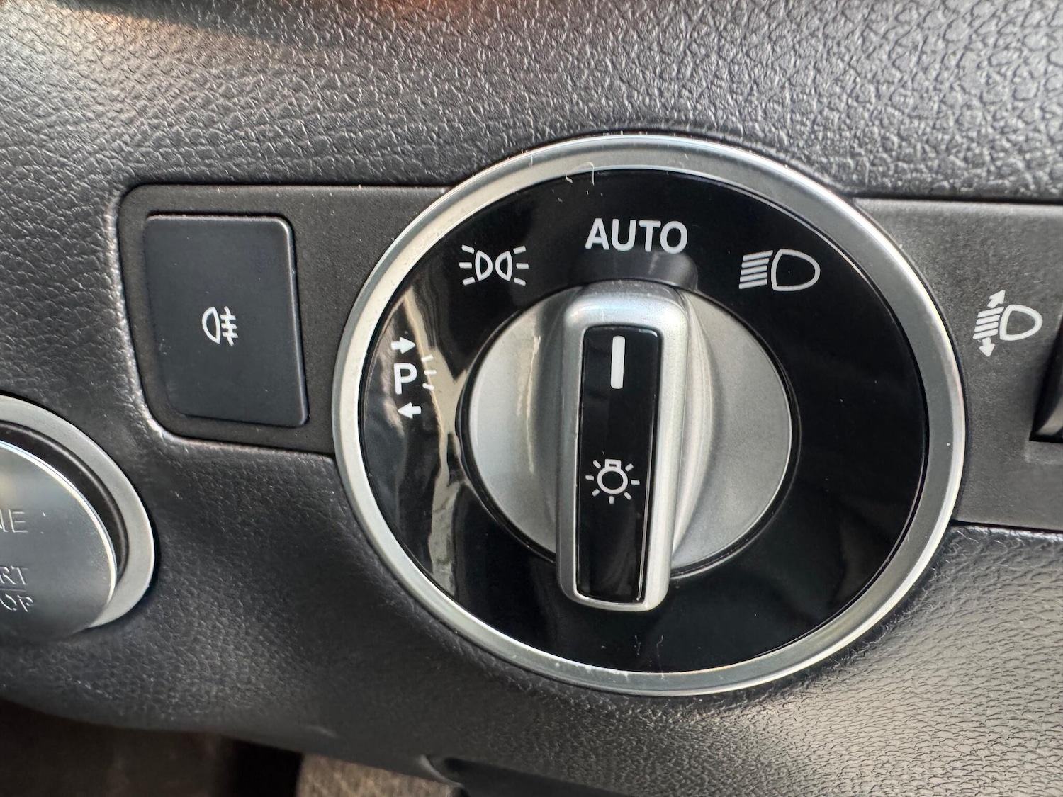 Used Mercedes-Benz B Class 2017 for sale - 76912708: Photo 41