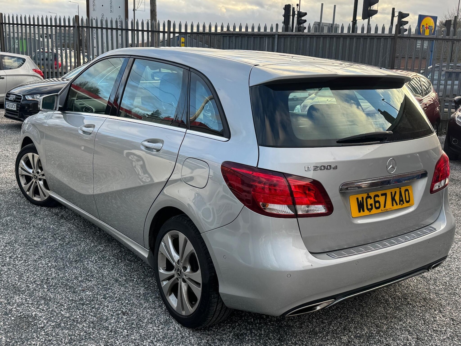 Used Mercedes-Benz B Class 2017 for sale - 76912708: Photo 5