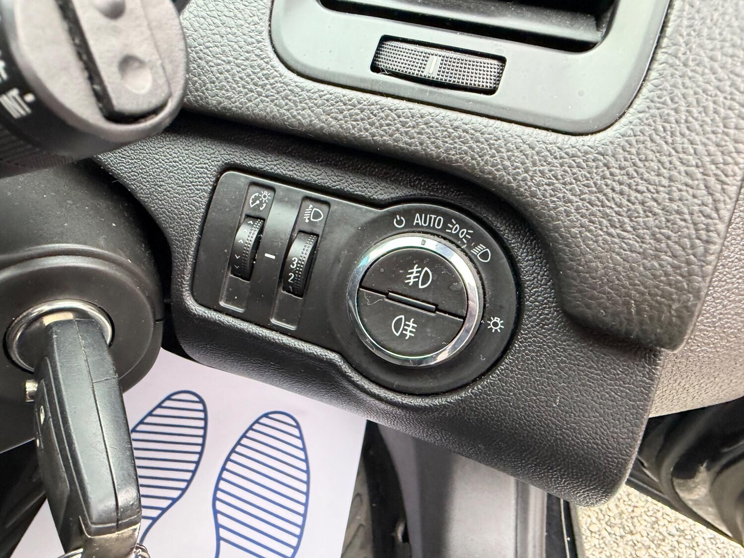 Used Vauxhall Insignia 2015 for sale - 77909087: Photo 27