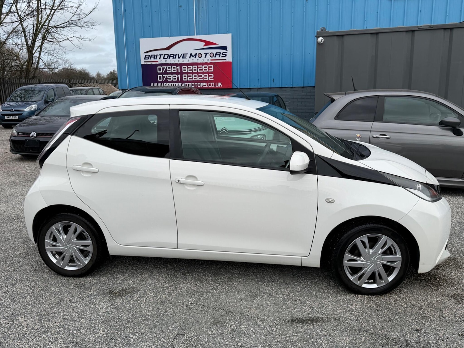 Used Toyota AYGO for sale - 77793921: Photo 11
