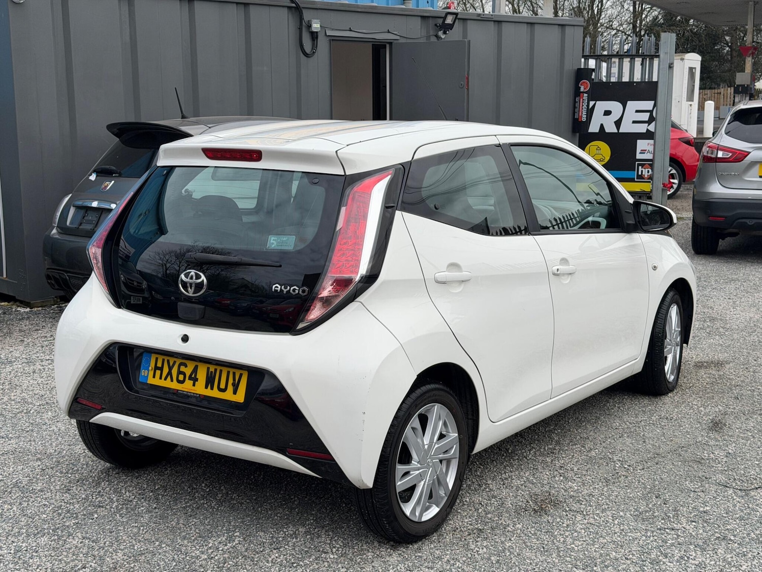 Used Toyota AYGO for sale - 77793921: Photo 12