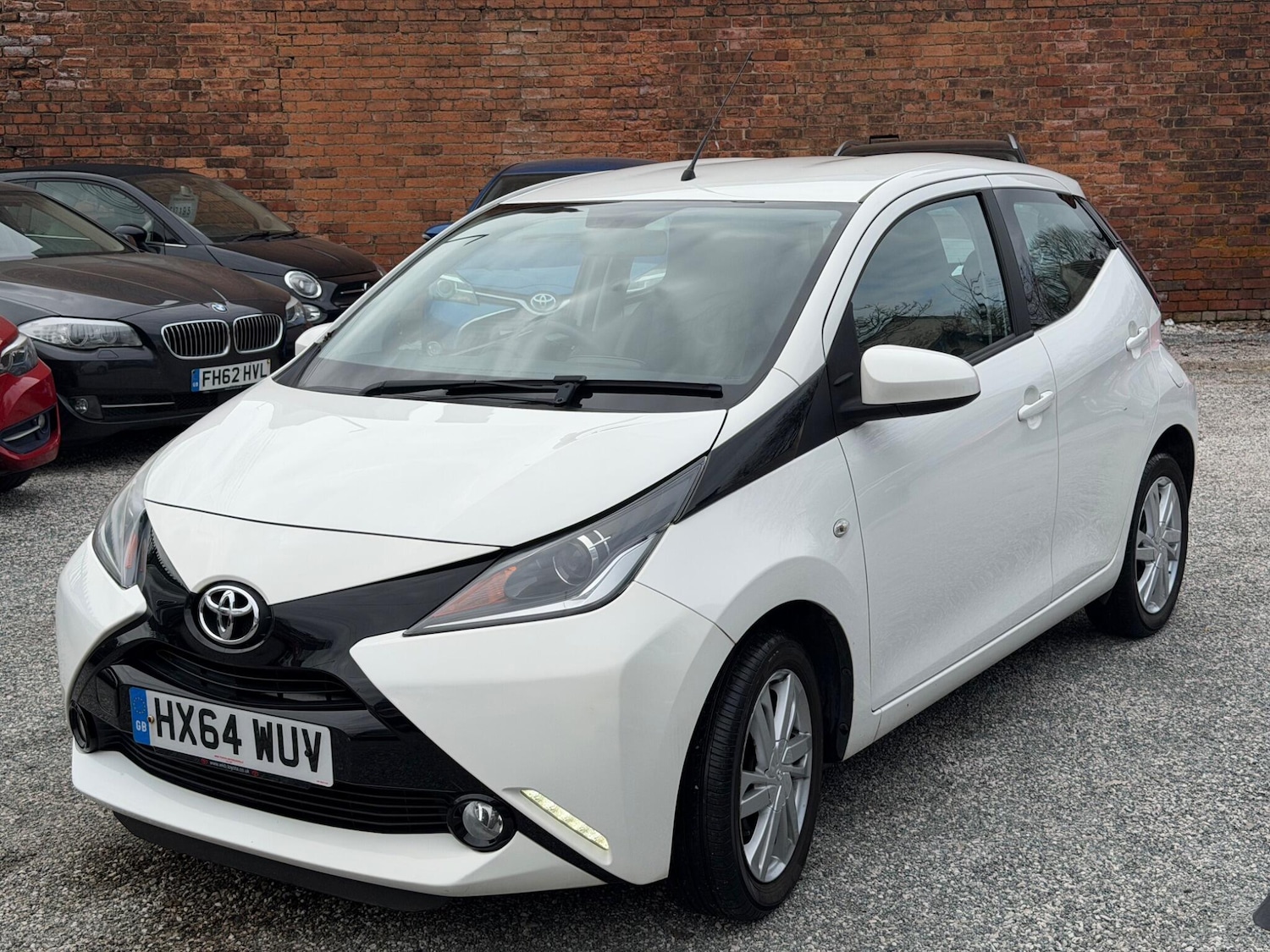 Used Toyota AYGO for sale - 77793921: Photo 2