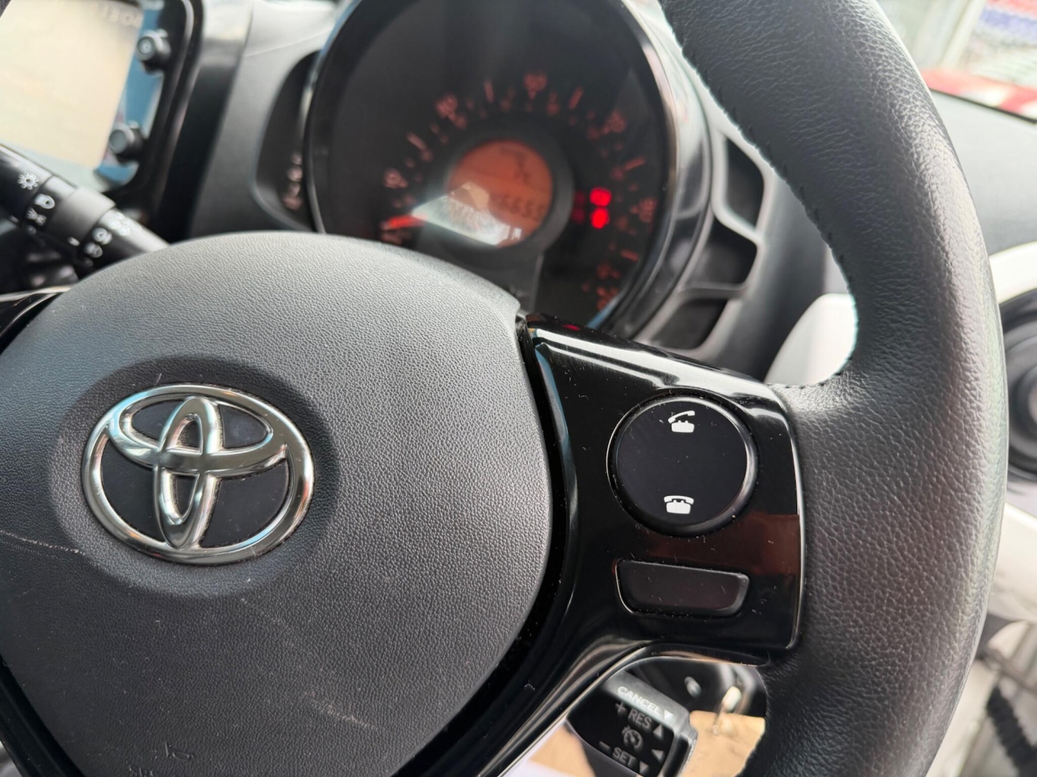 Used Toyota AYGO for sale - 77793921: Photo 31