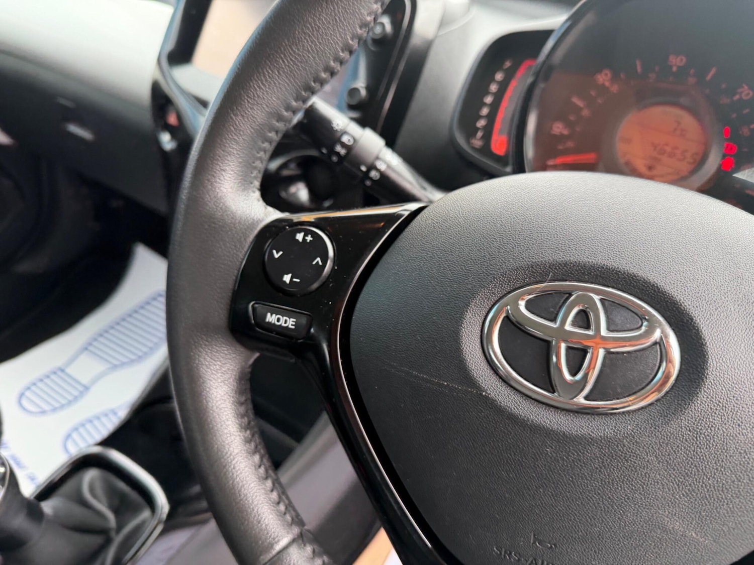 Used Toyota AYGO for sale - 77793921: Photo 39