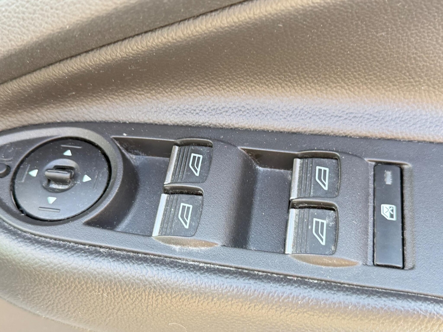 Used Ford Kuga 2017 for sale - 77163224: Photo 32