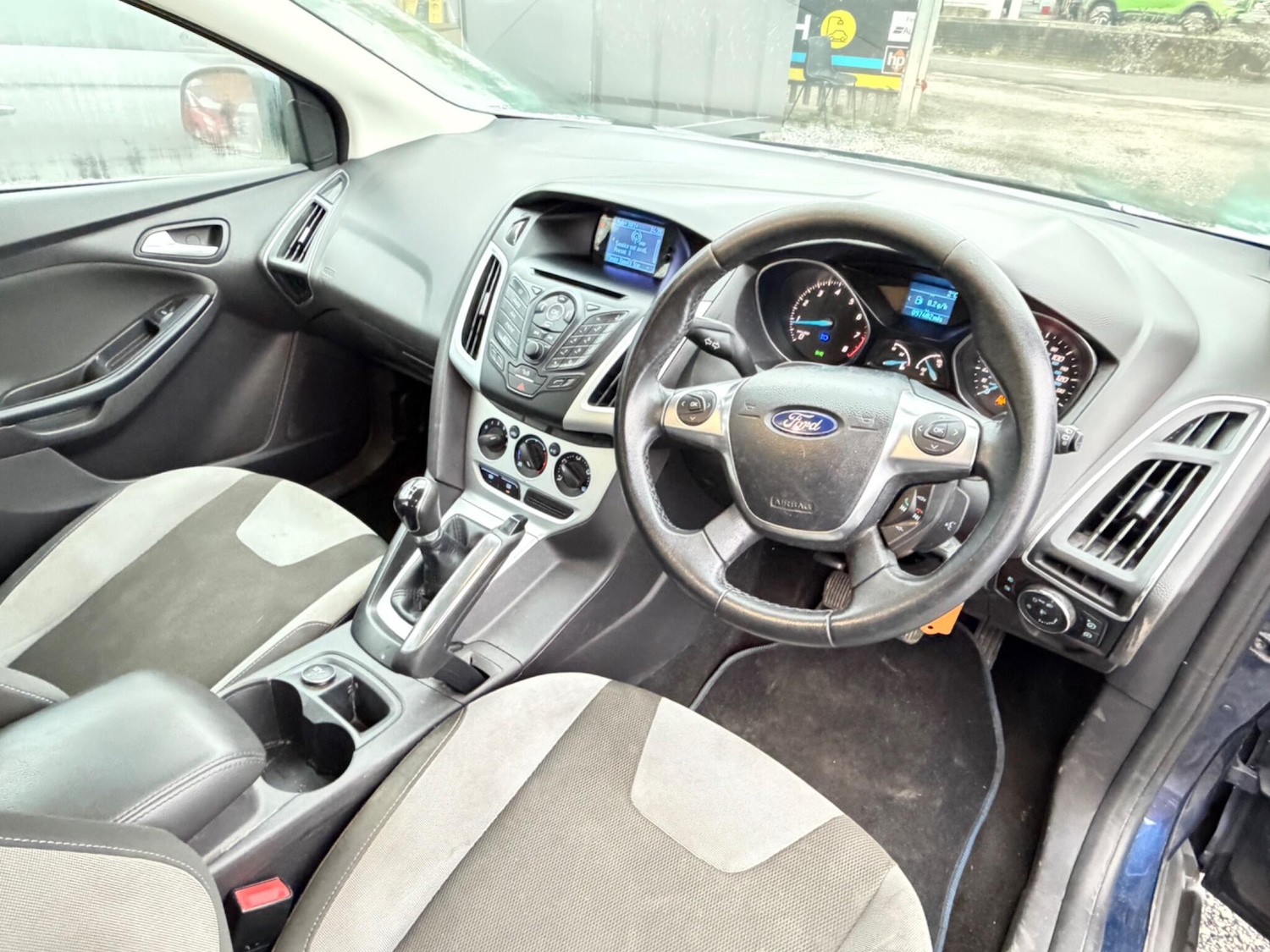 Used Ford Focus 2011 for sale - 77425142: Photo 16