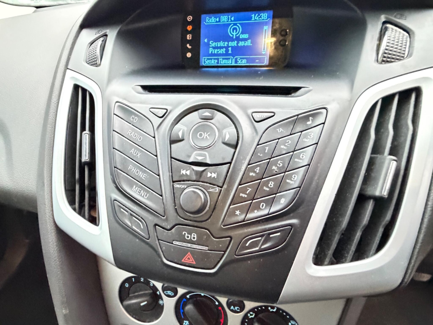 Used Ford Focus 2011 for sale - 77425142: Photo 26