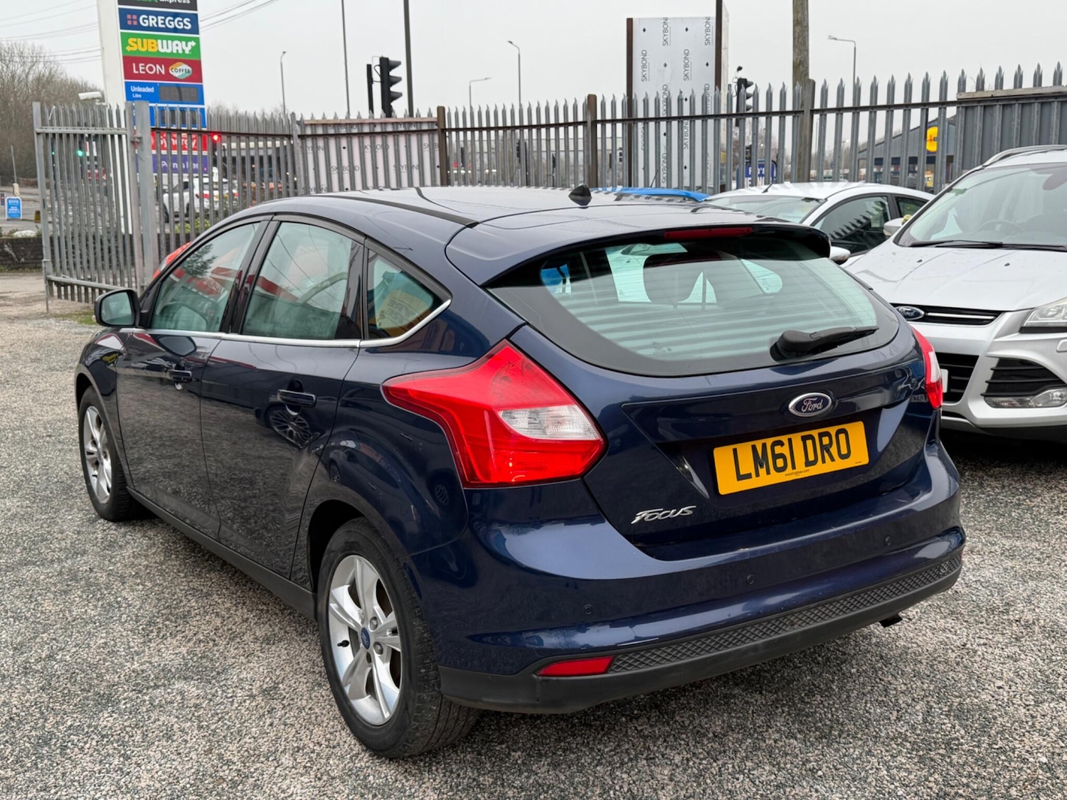 Used Ford Focus 2011 for sale - 77425142: Photo 3