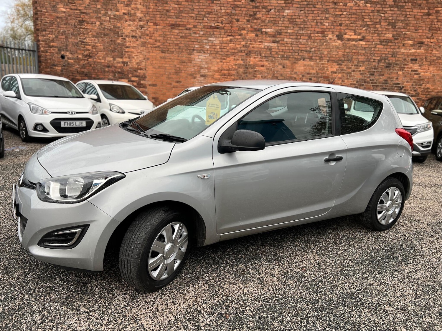Used Hyundai i20 2013 for sale - 76786874: Photo 3