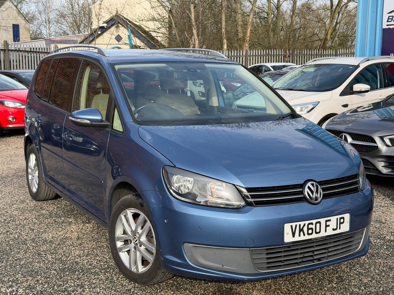 Used Volkswagen Touran 2011 for sale - 77632957: Photo 11