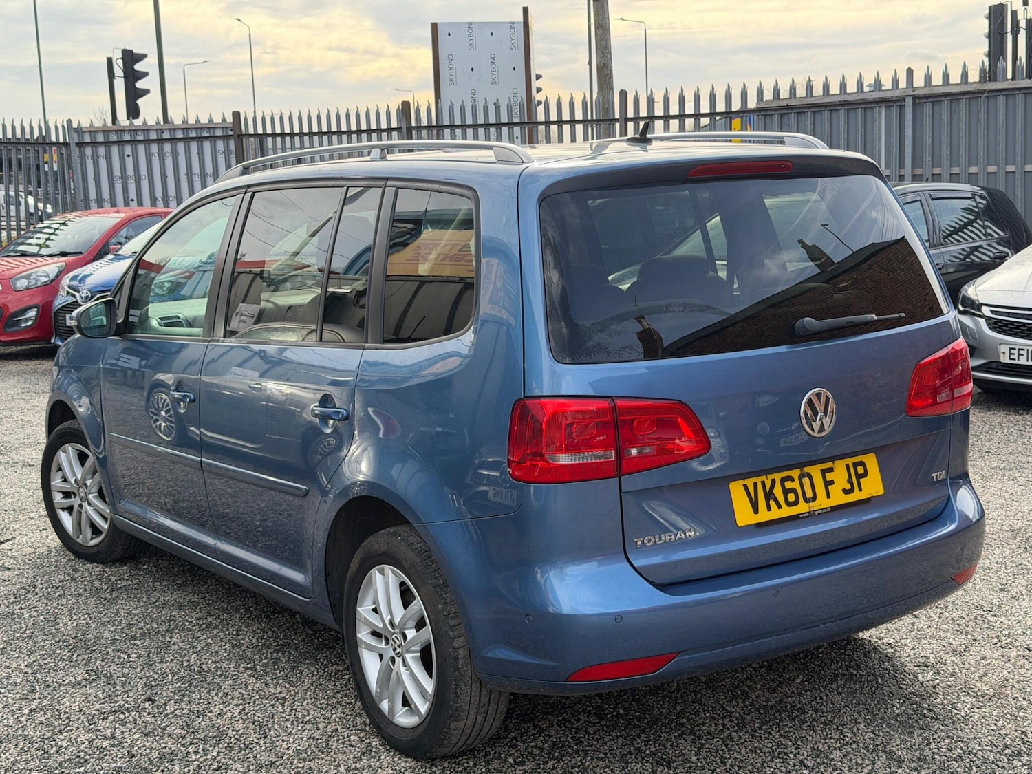 Used Volkswagen Touran 2011 for sale - 77632957: Photo 13