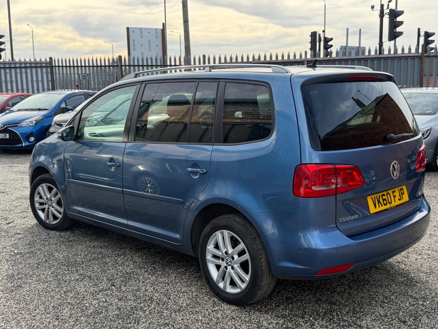 Used Volkswagen Touran 2011 for sale - 77632957: Photo 14