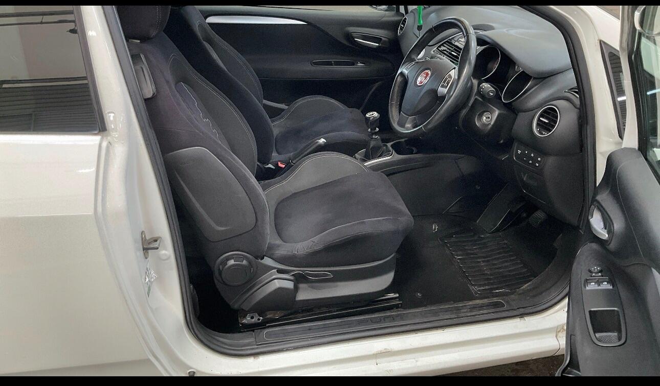 Used Fiat Punto 2014 for sale - 77940156: Photo 8