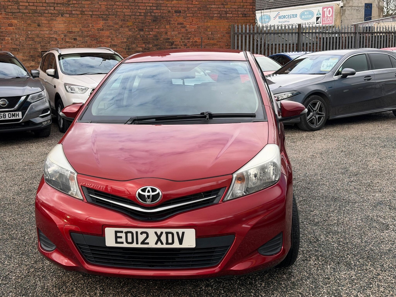 Used Toyota Yaris 2012 for sale - 77705049: Photo 9