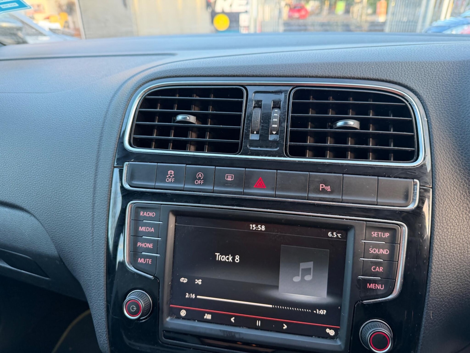 Used Volkswagen Polo 2016 for sale - 77358362: Photo 36