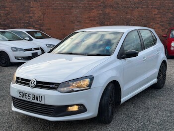Used Volkswagen Polo 2016 for sale - 77358362: Photo